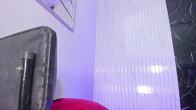 Snapshot of Mell_Saenz chatting on January 22, 2025, 12:16 am Mell Saenz online show from January 22, 2025, 12:16 am