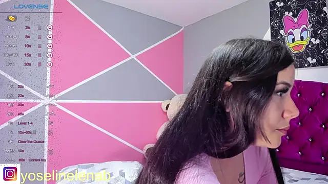 Vanefox online show from December 4, 2024, 1:03 am