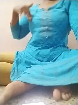 Snapshot of Tamilpriya46 chatting on September 23, 2025, 4:54 pm Tamilpriya46 online show from September 23, 2025, 4:54 pm