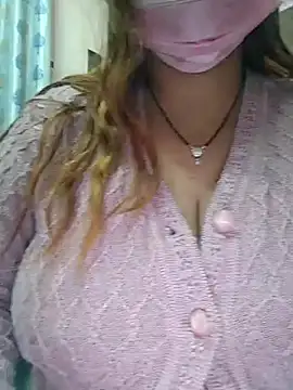 Snapshot of Dianaa9 chatting on November 25, 2025, 8:03 am Dianaa9 online show from November 25, 2025, 8:03 am