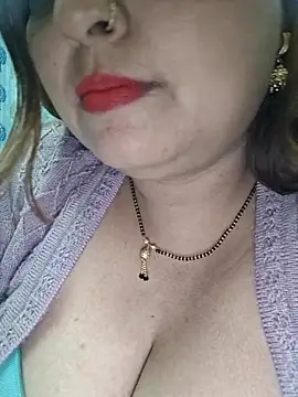 Snapshot of Dianaa9 chatting on December 2, 2025, 7:53 pm Dianaa9 online show from December 2, 2025, 7:53 pm