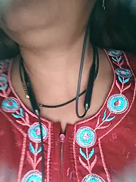 Snapshot of Dianaa9 chatting on February 11, 2026, 6:29 am Dianaa9 online show from February 11, 2026, 6:29 am