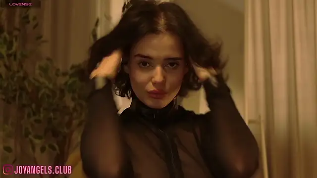 SophieCharm online show from March 28, 2026, 8:47 am