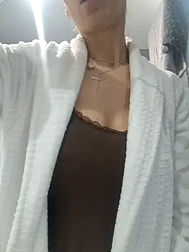 SweetMonicaUK online show from January 22, 2025, 8:40 am