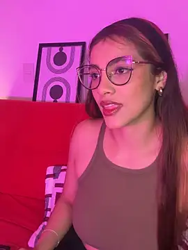 xia foxxy online show from November 13, 2025, 2:54 am