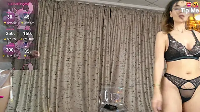 Snapshot of TemptingTeaser chatting on December 8, 2024, 5:29 am TemptingTeaser online show from December 8, 2024, 5:29 am