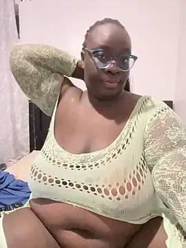 Snapshot of Toomuch_Squirt chatting on September 11, 2025, 3:39 am Toomuch Squirt online show from September 11, 2025, 3:39 am