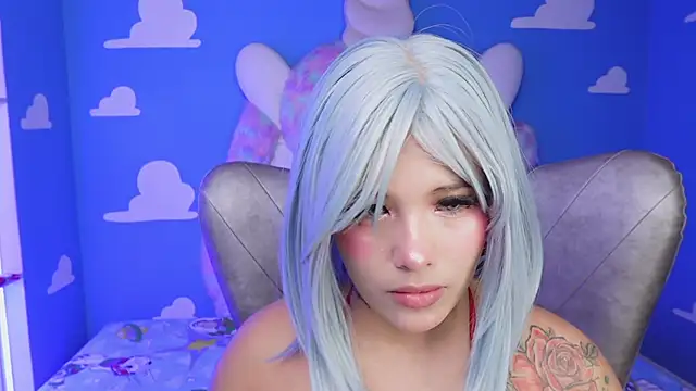 miss keisi online show from December 15, 2025, 6:01 pm