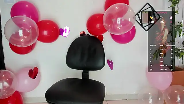 Snapshot of Maximo__ chatting on February 15, 2025, 2:37 am Maximo online show from February 15, 2025, 2:37 am
