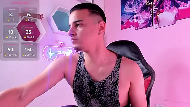 Maximo   online show from December 22, 2025, 9:23 pm