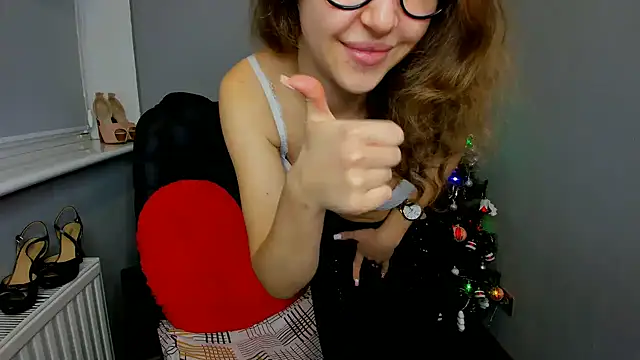 Snapshot of AfinaCutie chatting on January 8, 2025, 1:31 pm AfinaCutie online show from January 8, 2025, 1:31 pm