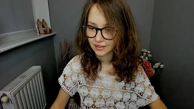 Snapshot of AfinaCutie chatting on January 30, 2025, 1:42 pm AfinaCutie online show from January 30, 2025, 1:42 pm