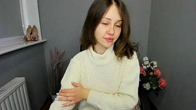Snapshot of AfinaCutie chatting on March 7, 2025, 7:30 am AfinaCutie online show from March 7, 2025, 7:30 am