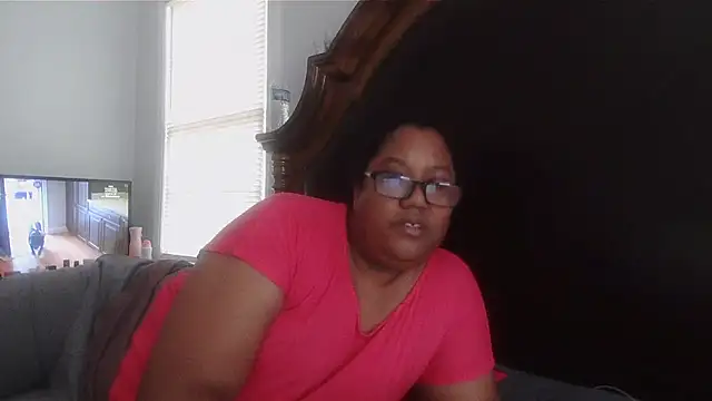 Snapshot of ebonyred chatting on February 26, 2025, 8:00 pm ebonyred online show from February 26, 2025, 8:00 pm