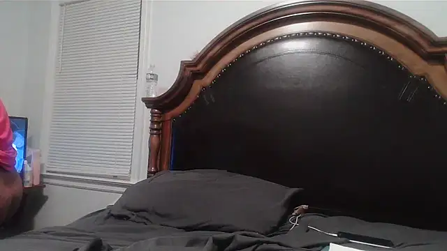 Snapshot of ebonyred chatting on September 18, 2025, 3:08 am ebonyred online show from September 18, 2025, 3:08 am