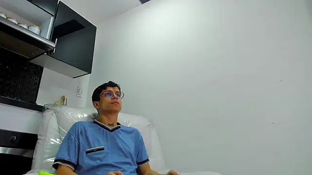 Snapshot of AgarEvans chatting on December 3, 2024, 4:36 am AgarEvans online show from December 3, 2024, 4:36 am