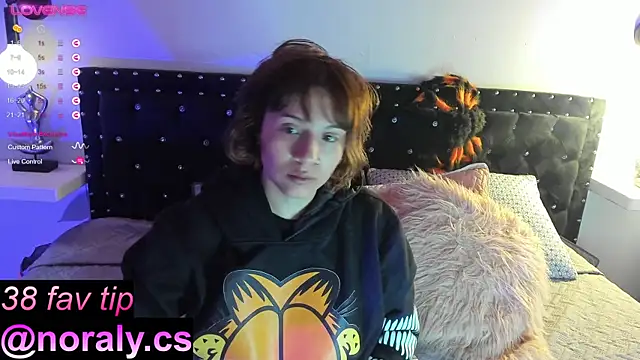 hey noraly online show from October 17, 2025, 4:04 am