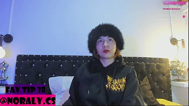 hey noraly online show from December 2, 2025, 4:07 am