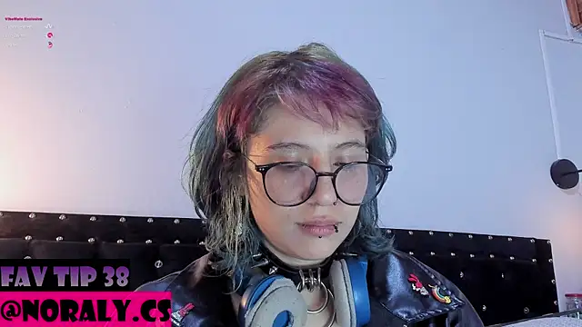 hey noraly online show from April 11, 2026, 4:06 am