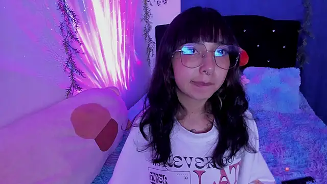 arysUwU online show from January 8, 2025, 2:14 am