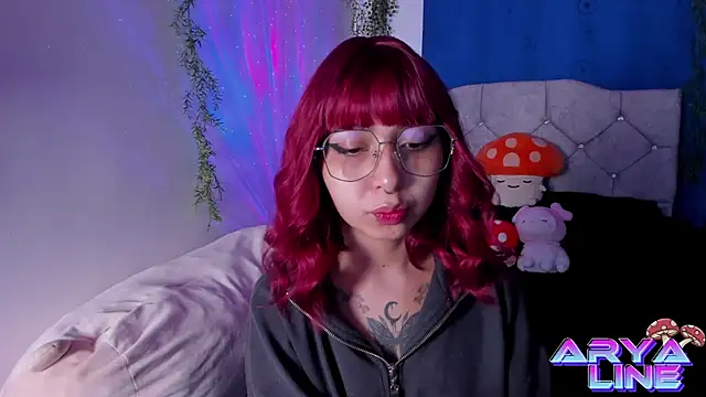 arysUwU online show from March 1, 2025, 1:32 am