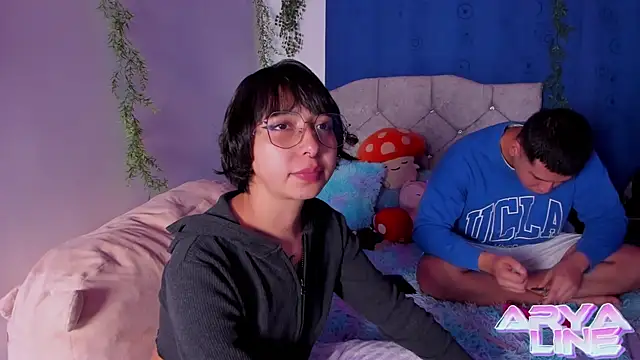 arysUwU online show from March 5, 2025, 1:42 am