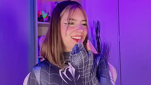 EmilyMiller  online show from February 28, 2026, 4:19 pm