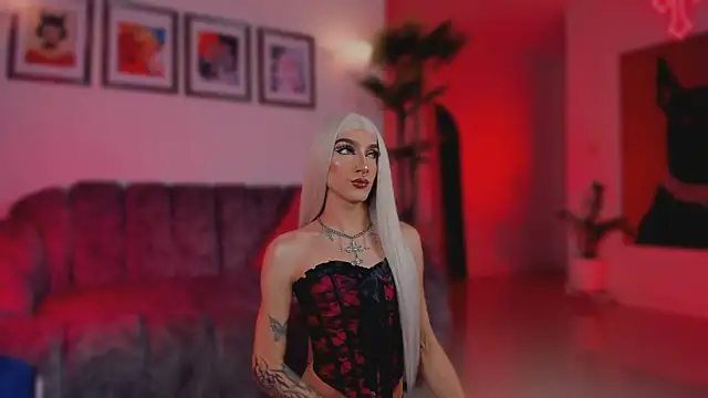 Taylor  foxxx online show from April 11, 2026, 7:13 am