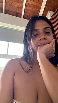 Deisy Torres online show from July 26, 2026, 7:54 pm