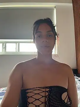 Deisy Torres online show from August 4, 2026, 9:17 pm