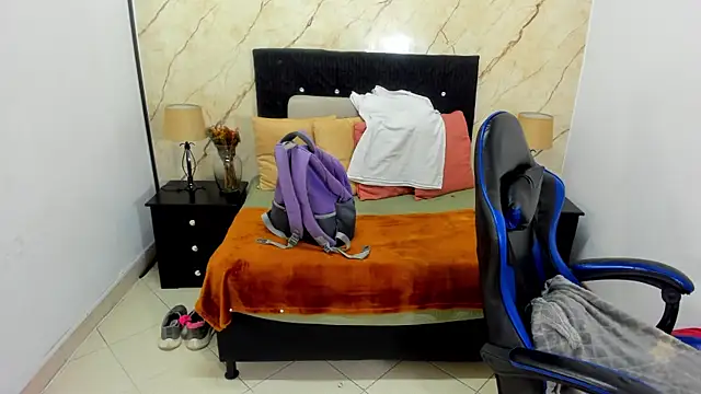 queen ebony 69 online show from July 10, 2026, 3:33 am