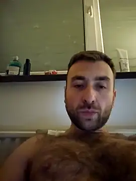 Snapshot of TIGERRR86 chatting on December 7, 2024, 10:39 pm TIGERRR86 online show from December 7, 2024, 10:39 pm