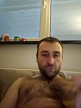 Snapshot of TIGERRR86 chatting on February 20, 2025, 3:41 pm TIGERRR86 online show from February 20, 2025, 3:41 pm