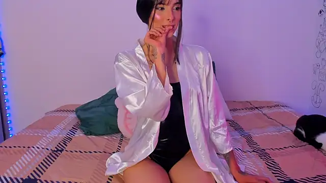 ChloeAddamss online show from June 24, 2026, 2:54 am