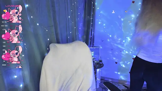 Sweet me  online show from December 1, 2025, 1:27 pm