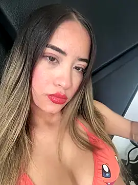 ScarlettAndClark online show from October 19, 2025, 4:51 pm