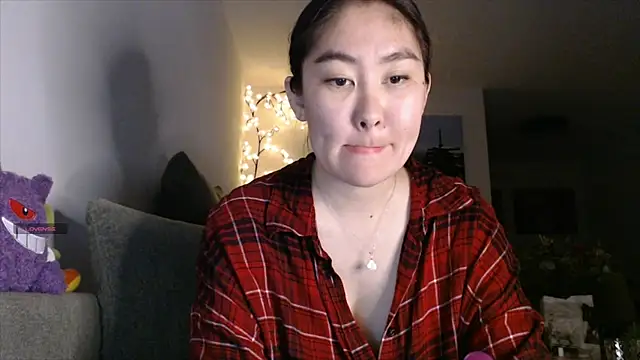 Snapshot of Kunimitsuu_ chatting on September 23, 2025, 10:35 pm Kunimitsuu online show from September 23, 2025, 10:35 pm