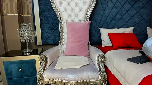 Janna Rousse  online show from October 17, 2025, 11:57 am