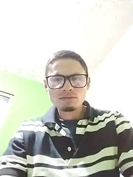 Snapshot of andresr10 chatting on October 5, 2025, 6:12 am andresr10 online show from October 5, 2025, 6:12 am