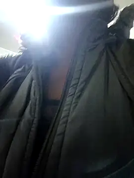 Snapshot of Dominik_girl chatting on March 6, 2025, 12:32 am Dominik girl online show from March 6, 2025, 12:32 am