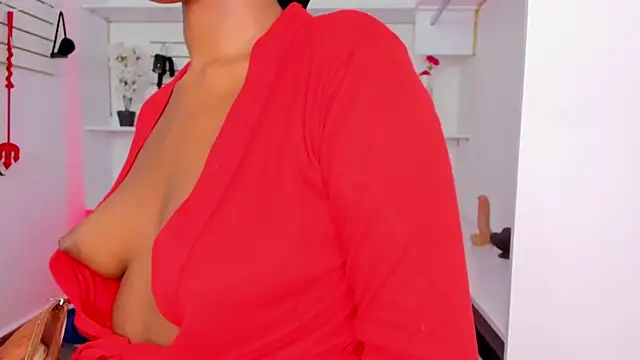 Alejandra Dunn online show from October 31, 2025, 1:06 am