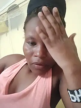 petite babe online show from April 28, 2026, 1:05 pm