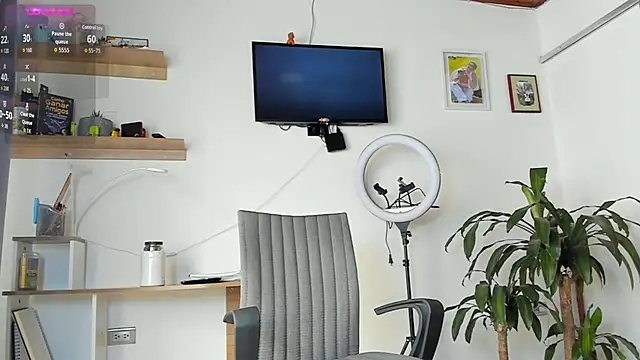 manucute 23  online show from November 9, 2025, 4:05 pm