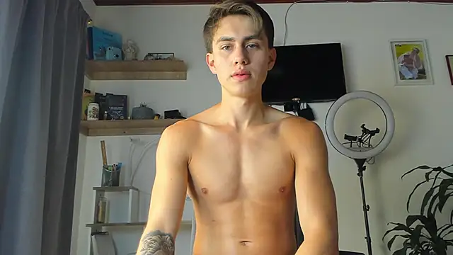 manucute 23  online show from December 5, 2025, 2:58 pm