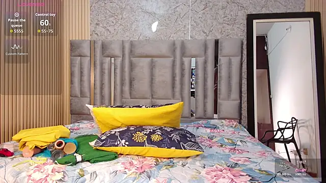 MiissBNasty online show from November 23, 2025, 12:27 pm