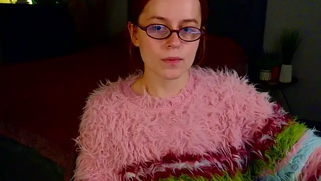 reb luvng online show from October 5, 2025, 1:53 pm