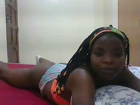 hotgal1112 online show from October 6, 2025, 9:01 pm