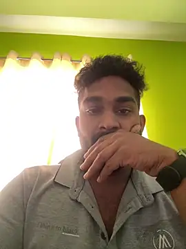 Handsomehunk 4U online show from December 5, 2024, 6:43 am