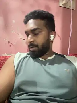 Handsomehunk 4U online show from December 22, 2024, 9:09 pm