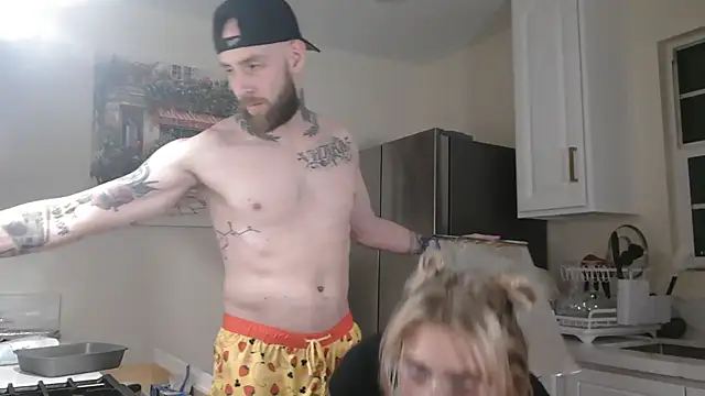 Snapshot of NatalieKneals chatting on November 13, 2025, 5:06 am NatalieKneals online show from November 13, 2025, 5:06 am